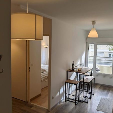 Appartement Sqy Guyancourt Eksteriør bilde
